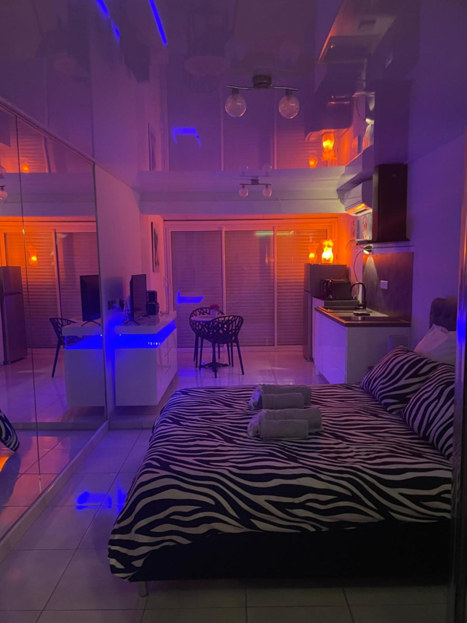 The Naturist Glamour Suite Agde Exteriér fotografie